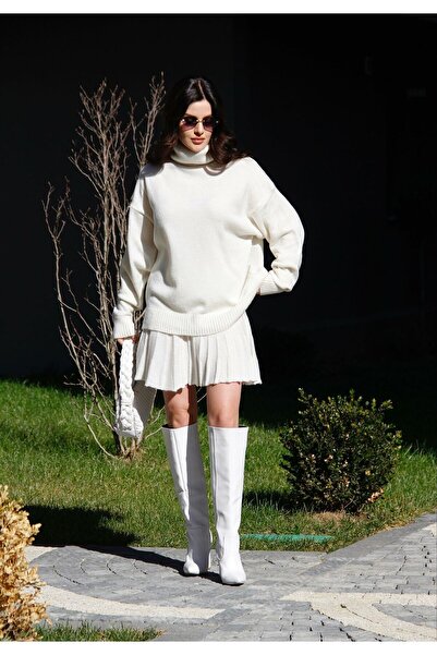Askı Nişantaşı Ecru White Turtleneck Knitwear Skirt Suit