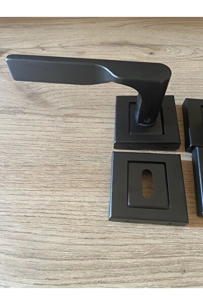 bersayapı Veroni Rozetli Oda Kapı Kolu ve Sesiz Gömme Kilit Mat siyah 1 Kapılık Takım Siyah Kapı Kilidi 40mm