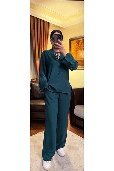 Sachistanbul Dubai Satin Sleeve Feather Detailed Double Set