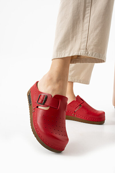 DOGİYE 3085 Red Solid Color Perforated Anatomical Slippers
