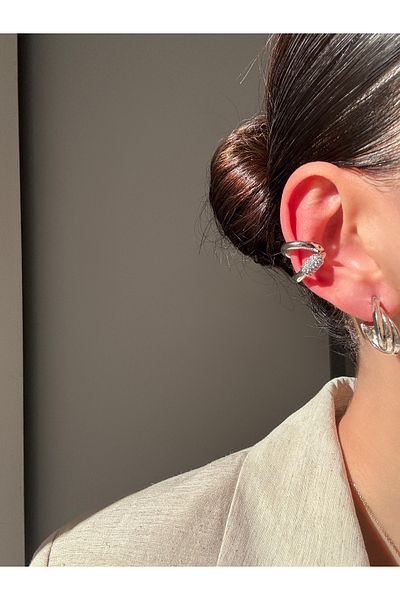 Ressia نموذج خاص للأقراط الغضروفية