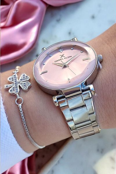 Daniel Klein Stylish Women's Wristwatch with Cut Glass 33 mm Metallic Pink Dial, Zircon Stone Bracelet as a Gift