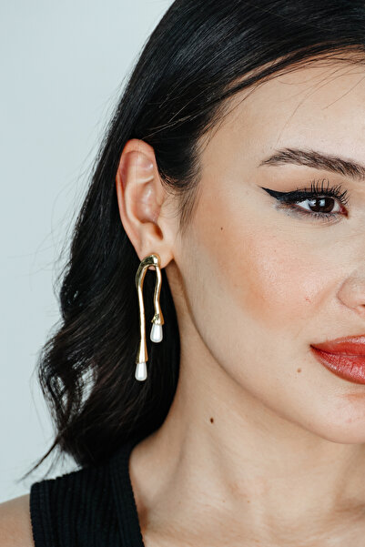 TRENDTAKI asimetrik sarkıt incili gold kaplama küpe 0187