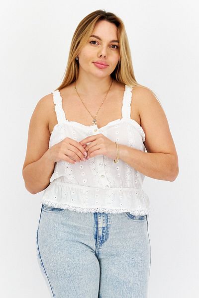BB Dakota by Steve Madden Women Square Neck Sleeveless Pleasant Eyelet Top, White