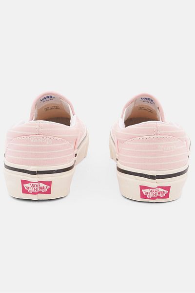 Vans Women Classic Slip On 2 Casual Shoe, Light Pink