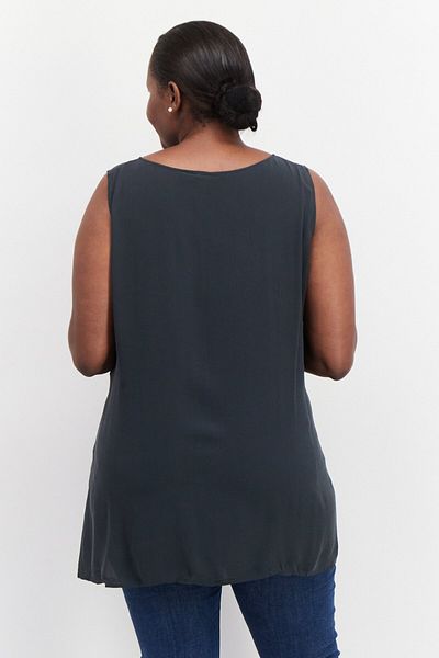 Eileen Fisher بلوزة نسائية بدون أكمام بياقة قارب ومقاس كبير، رمادي فحمي