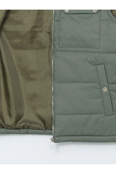 LC Waikiki LCWAIKIKI Classic Standard Fit Stand Collar Men's Inflatable Vest