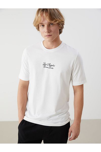 LC Waikiki New Season Crew Neck Κοντό μανίκι εμπριμέ χτενισμένο βαμβακερό ανδρικό Tisort - S55887Z8