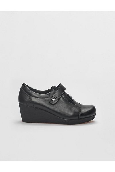 Cabani Genuine Leather Black Velcro Closure Women's Comfort Shoes