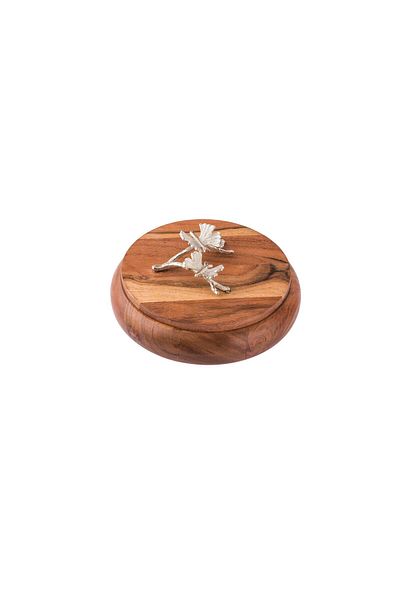 Dania Round wooden box with silver brooch, size 19 cm