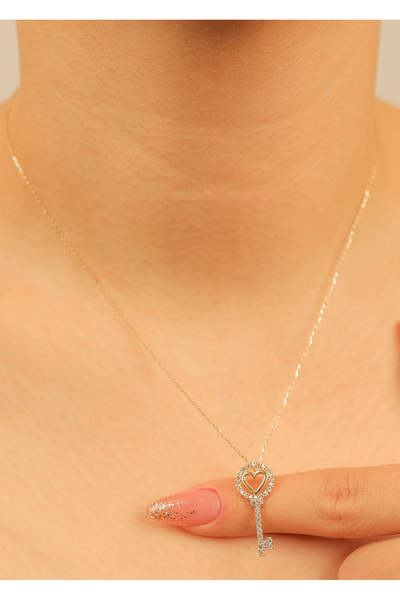 kuyumcu nurettin 2,10  gr (gram)  Anahtar Kalp Detaylı Taşlı  Kolye  45 cm 14 Ayar Altın