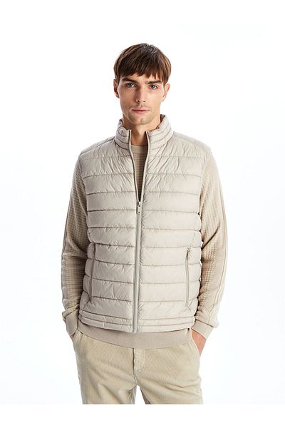 LC Waikiki Standard Mold Stand Collar Men's Puffer Vest