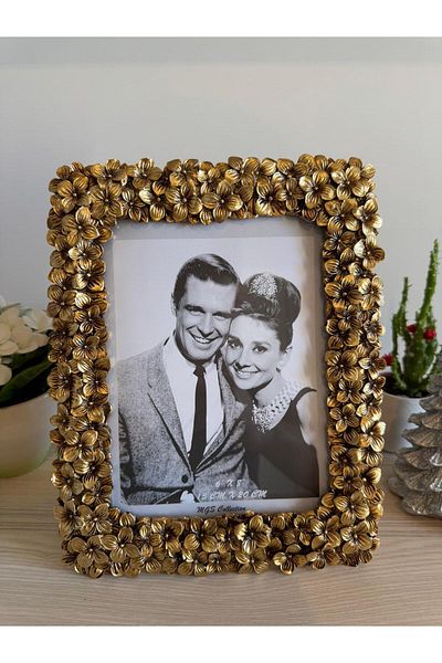 MGS COLLECTION Decorative Picture Frame Daisy Frame 15X20 cm