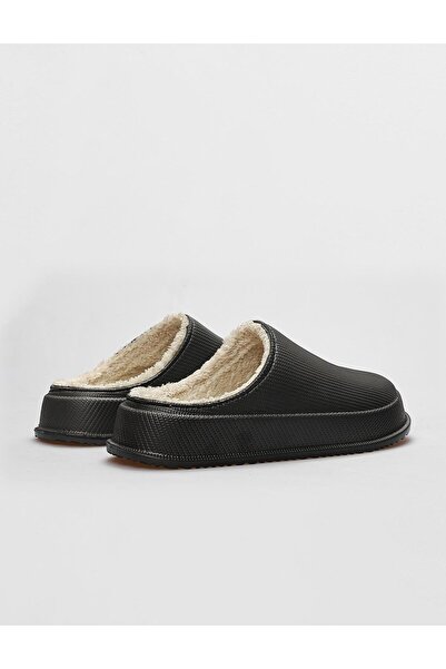 Cabani Siyah Kadın İçi Peluş Kış Terliği