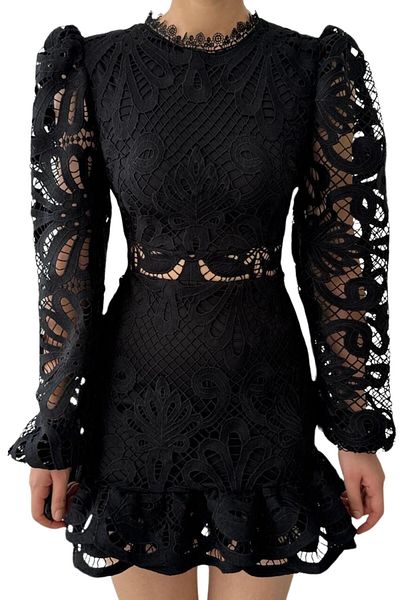 Moda Amore Rochie de damă din dantelă - detaliu din dantelă și broderie, tiv cu volan, mânecă lungă, mărime mini 155