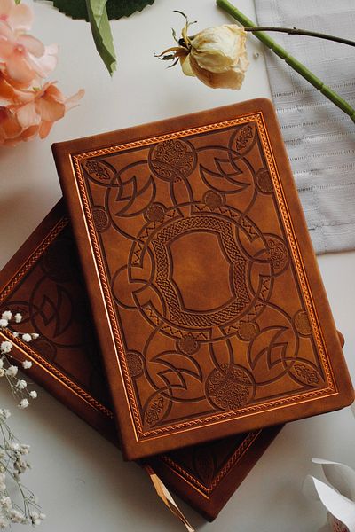 Nova Crafts Tan Color Embossed Gilt Like Book Notebook - Edge Design