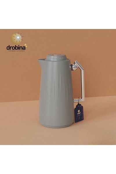 drobina قارورة بلاستيكية للشاي والقهوة سعة 1 لتر بمقبض فضي دروبينا رمادي فاتح