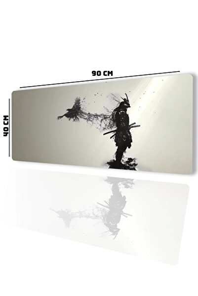 SonicTouch UltraGrand Kuzgun ve Samuray Dikişsiz Xxl Gaming Oyuncu Masaüstü Siyah Beyaz Klavye Mouse Pad 40x90C