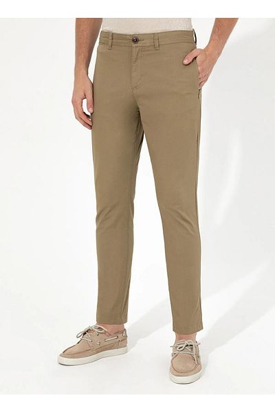 U.S. Polo Assn. U.S. Polo Assn. Navy Blue Men's Chinos - Relaxed Fit