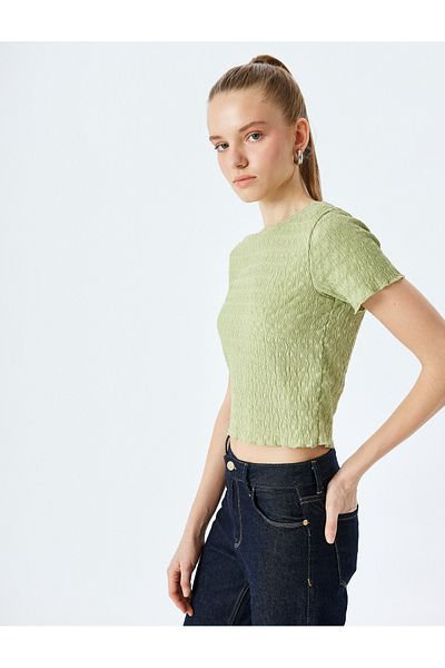 Koton Crew Neck Crop T-Shirt - Crew Neck Textured