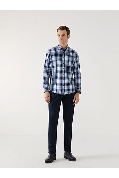 LC Waikiki LCWAIKIKI Klassisches, langärmliges, kariertes Dobby-Hemd im Regular Fit für Herren