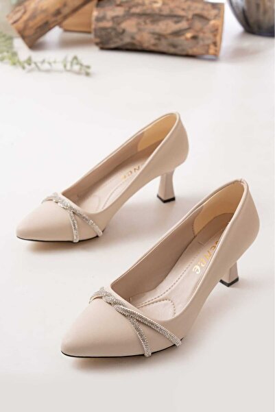 macella Dámské večerní šaty na středním podpatku béžové vyšívané kamínky, elegantní podpatky