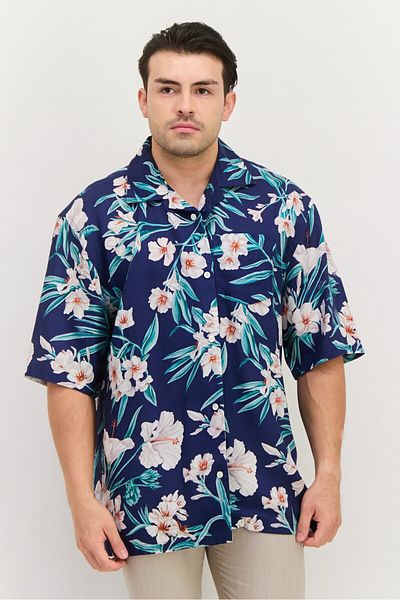 Gant Men Relaxed Fit Floral Print Short Sleeve Casual Shirt, Dark Blue Combo