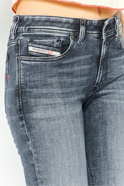 Diesel Women Skinny Fit 1979 Sleenker Stretchable Jeans, Washed Black