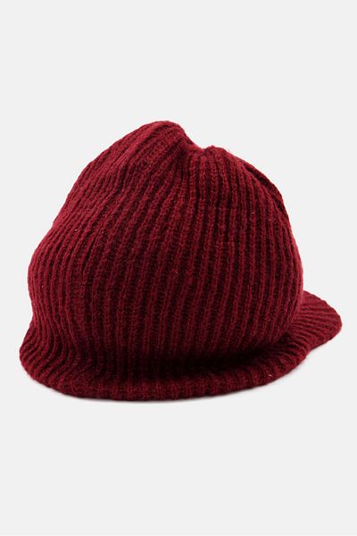 Reserved Women Knitted Graphic Print Cap, Maroon