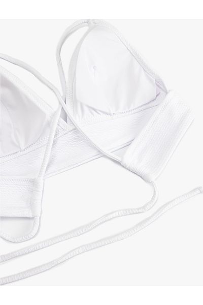 Koton Μπλουζάκι μπικίνι Bralet με λεπτομέρεια με κορδόνια στην πλάτη