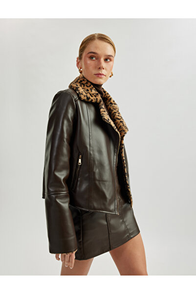 Koton Bikerjacke aus Kunstleder mit Leopardenmuster und Reißverschlusstaschen