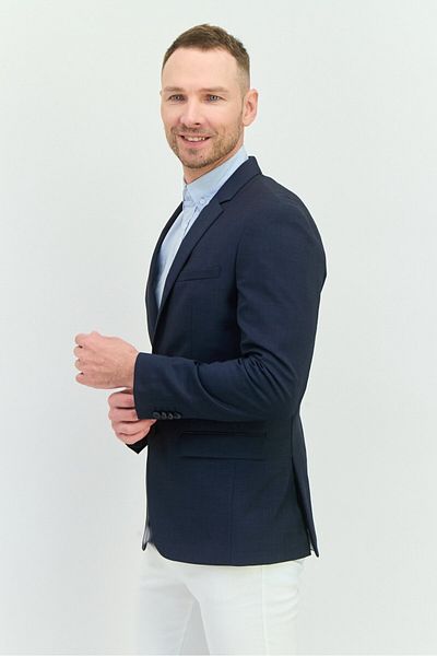 Calvin Klein Men Fitted Solid Formal Blazer, Navy Bluie