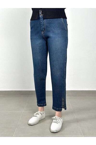 LA CARTE Mom Jeans with Stones and Elastic Waist