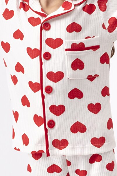 Bolly Baby KIZ BEBEK VE ÇOCUK PİJAMA TAKIMI KRUVAZE YAKA BÜYÜK KALP BASKILI DÜĞME DETAYLI