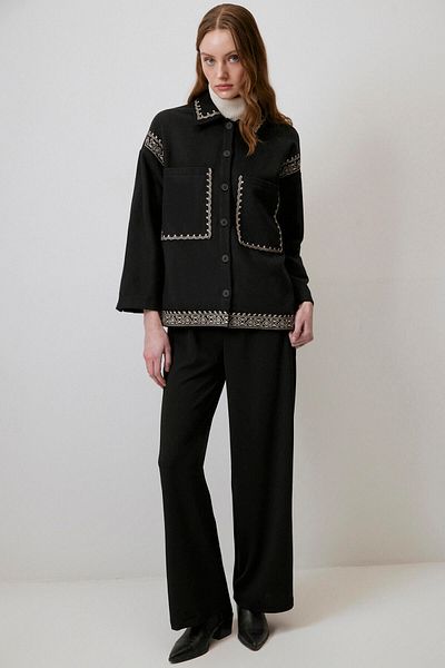 Touché Privé Short Bucket Shirt with Embroidery Detail