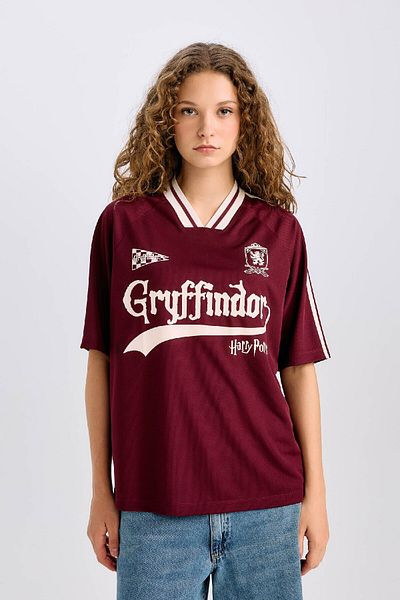 DeFacto Harry Potter Oversize Wide Fit V-Neck Printed Jersey Fabric Short Sleeve T-Shirt D9140Ax25Sm