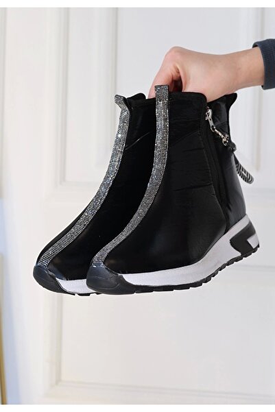 Genel Markalar Riyne Siyah Paraşüt Fermuarlı Bot