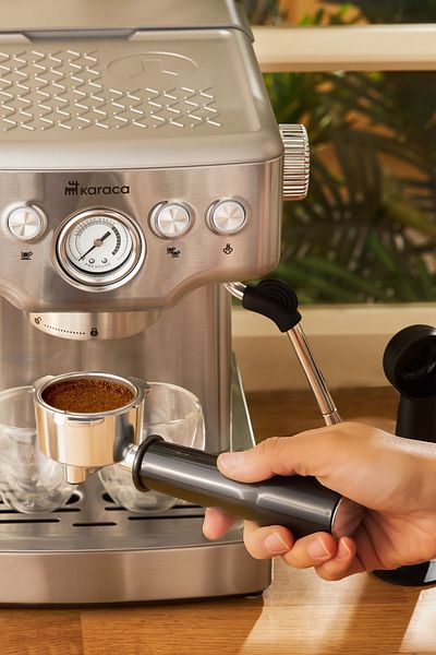 Karaca Coffee Art 1353 20-Bar-Druck-Espresso mit Milchaufschäumer, Latte-Cappuccino-Americano-Maschine