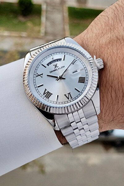 Daniel Klein Beyaz Renk Takvim ve Gün Fonksiyonlu Erkek Kol Saati