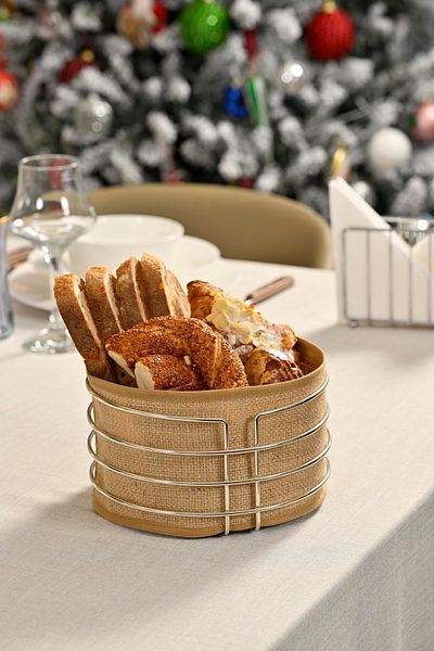 Edora Home Round Bread Basket with Colorful Presentation - Jute Coffee Fabric Cloth, Multi-Purpose Metal Pa