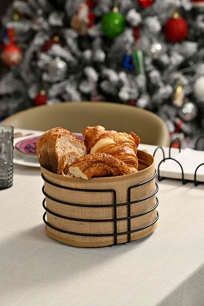 Edora Home Matte Black Round Bread Basket - Jute Coffee Fabric, Colorful Presentation Basket, Multi-Purpose Metal