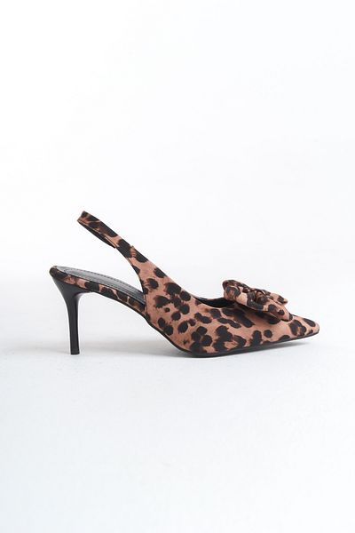 Shoesers Дамски обувки на тънък ток с панделка от сатен