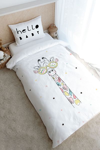 Tuğba Kuğu Single Duvet Cover Set (160X220) - Iconic Series - Colorful Giraffe