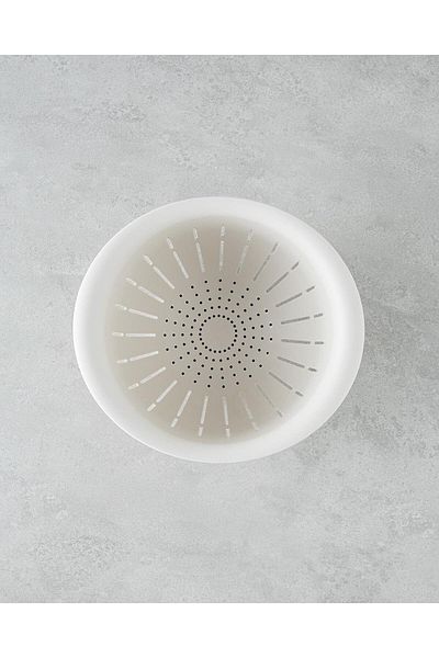 English Home Estela Cream Plastic Strainer - 27,5X25 cm