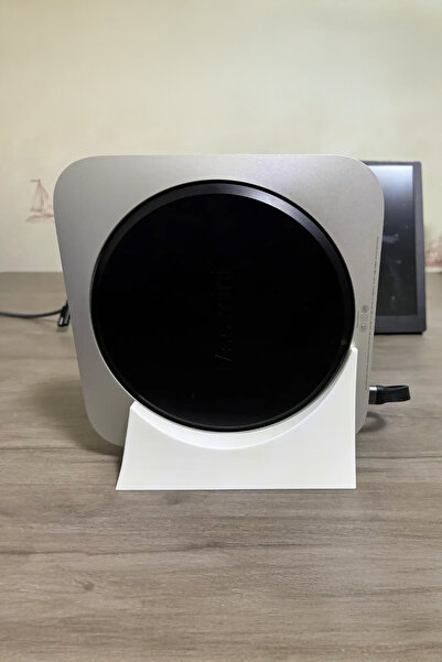 MEK Suport vertical compatibil cu Mac mini (M1/M2/M1 Pro/M2 Pro) – cu slot extern