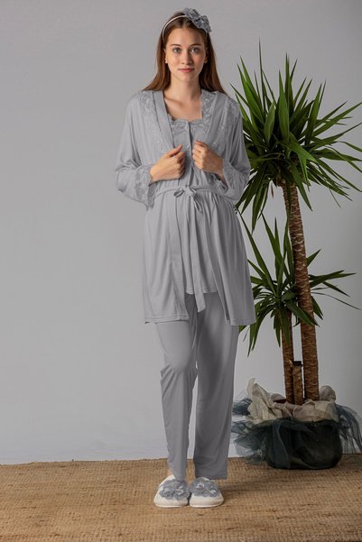 Effortt Gray Colored Maternity Pajamas Set with Dressing Gown