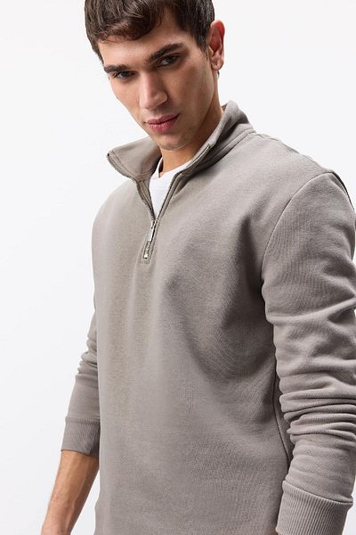 DeFacto Bequemes, bequemes Sweatshirt mit Reißverschluss und Stehkragen und normaler Passform X7405AZ25SP