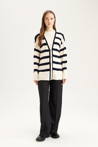 DeFacto Regular Fit V-Neck Striped Buttoned Cardigan D2445Ax24Wn