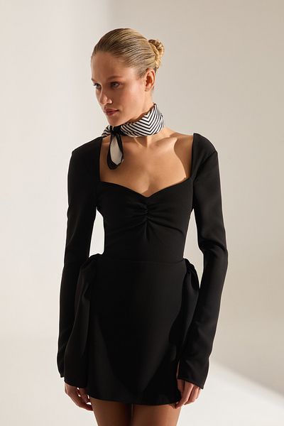 BETTY & SAM Black and White Stripes Square Scarf