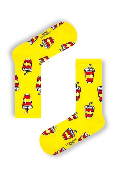CARNAVAL SOCKS Жълти тенис чорапи с шарка на напитки